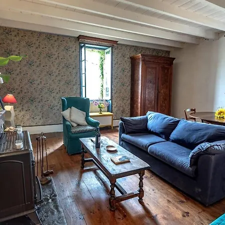 Bucolique De Martet * Eynesse