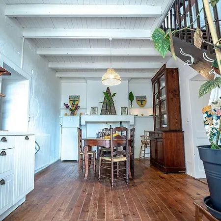 Bucolique De Martet Holiday home Eynesse